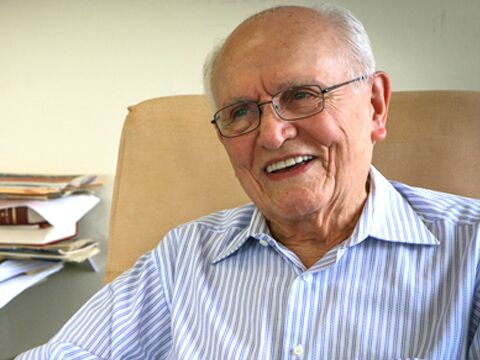 Celebrarán conferencia magistral en honor a Noel Colón Martínez